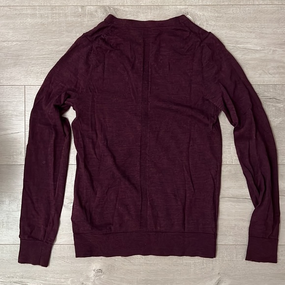 Banana Republic 100% merino wool sweater - Picture 4 of 7